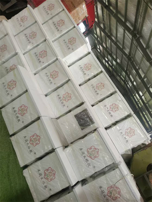 监控大杆件
